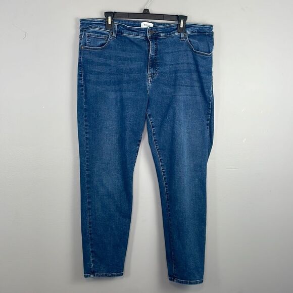 Pistola High Rise Skinny Jeans. Plus Size 20. - Picture 1 of 11